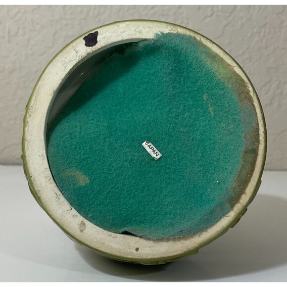 Love Story Rotating Music Box Hugging Couple Japan Green White Yellow Brown - Picture 6 of 6